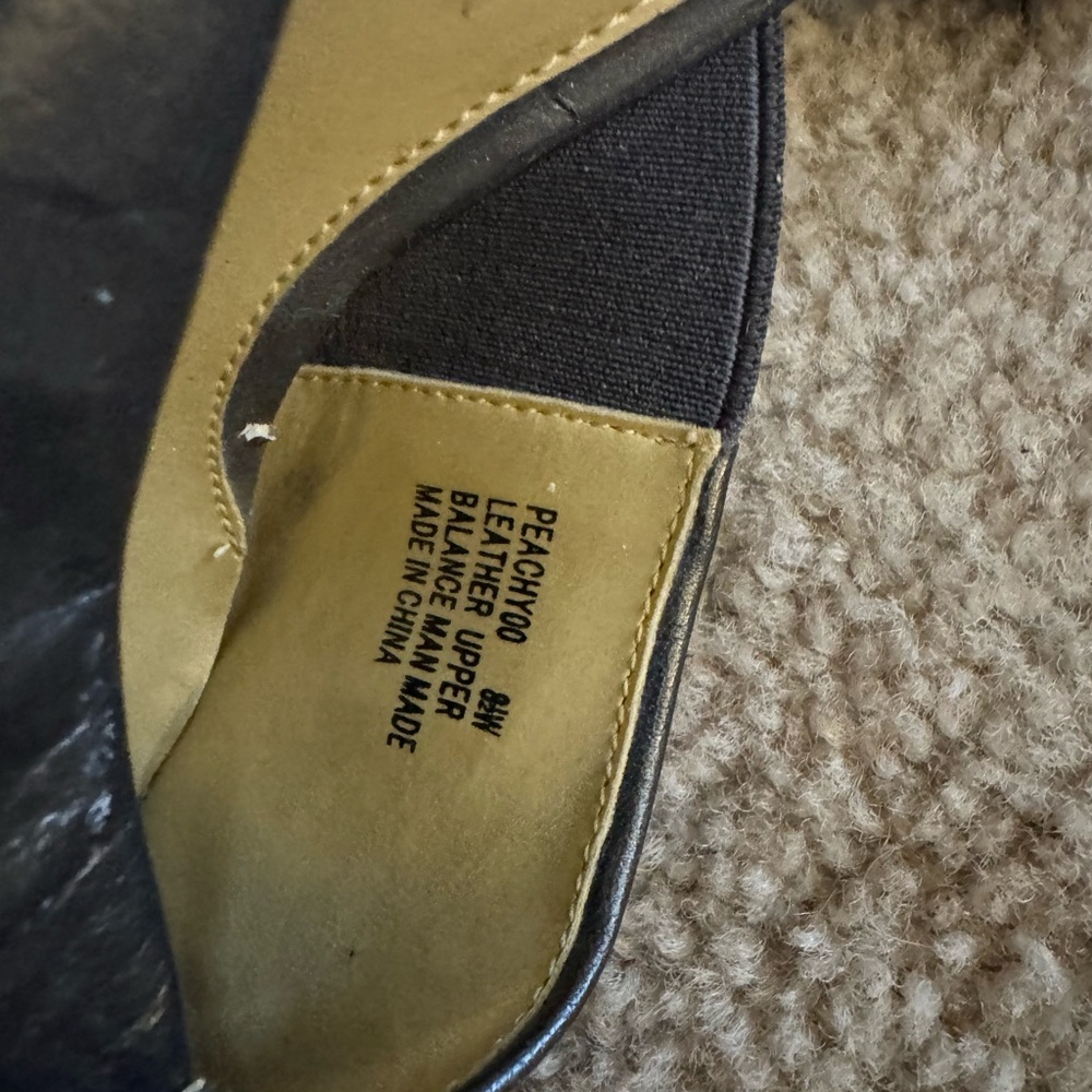 Heel - Picture 3 of 3